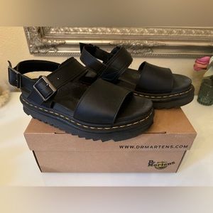 Used VOSS WOMEN'S LEATHER STRAP SANDALS size 7